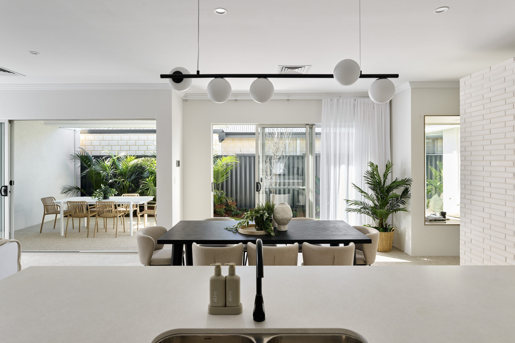 21 Glamorgan Loop, ELLENBROOK