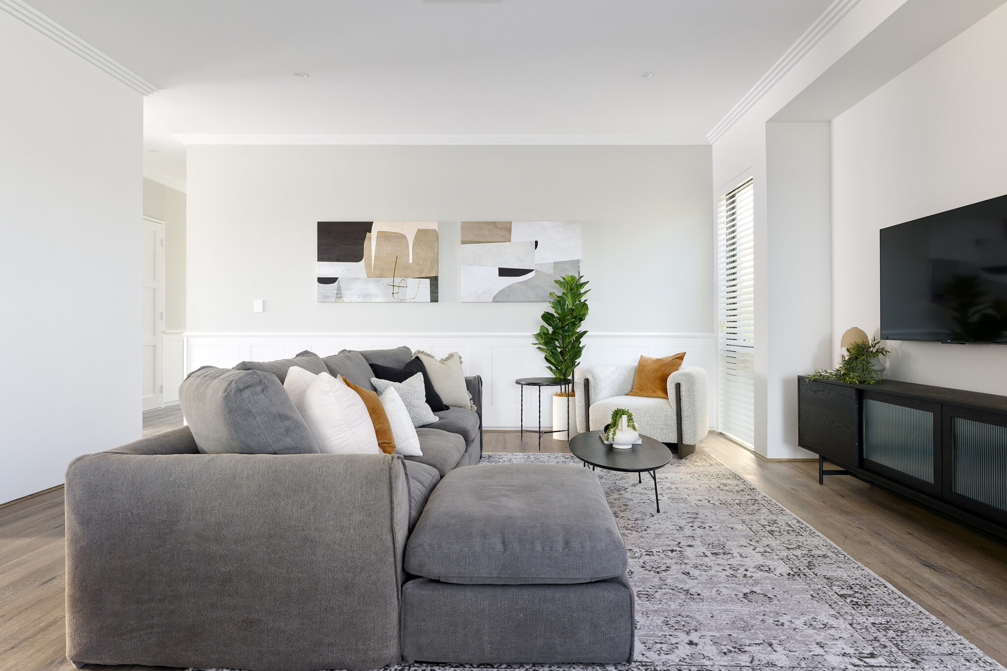 102 River View Ave, SOUTH GUILDFORD