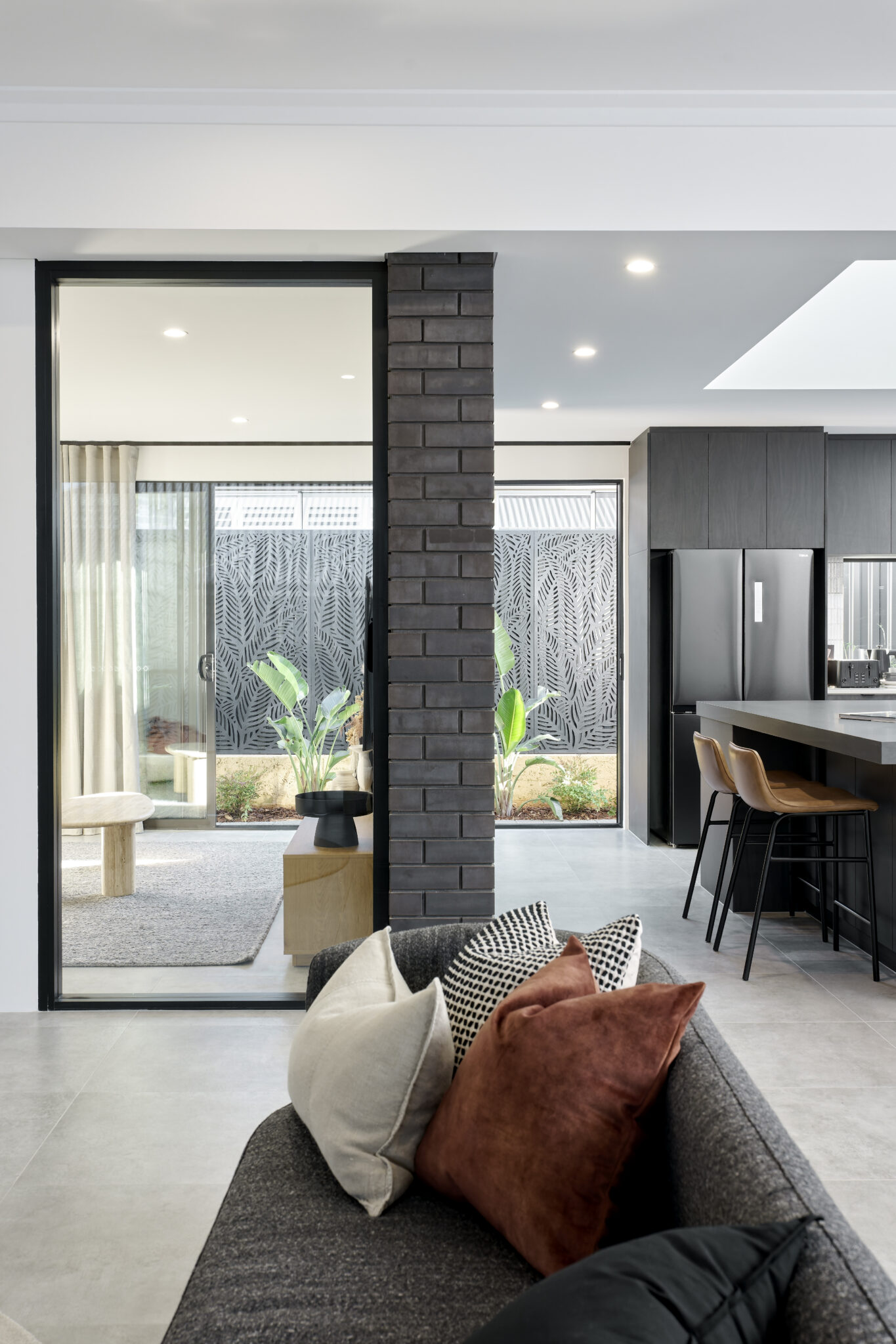 1484 Ocean Parade, MADORA BAY