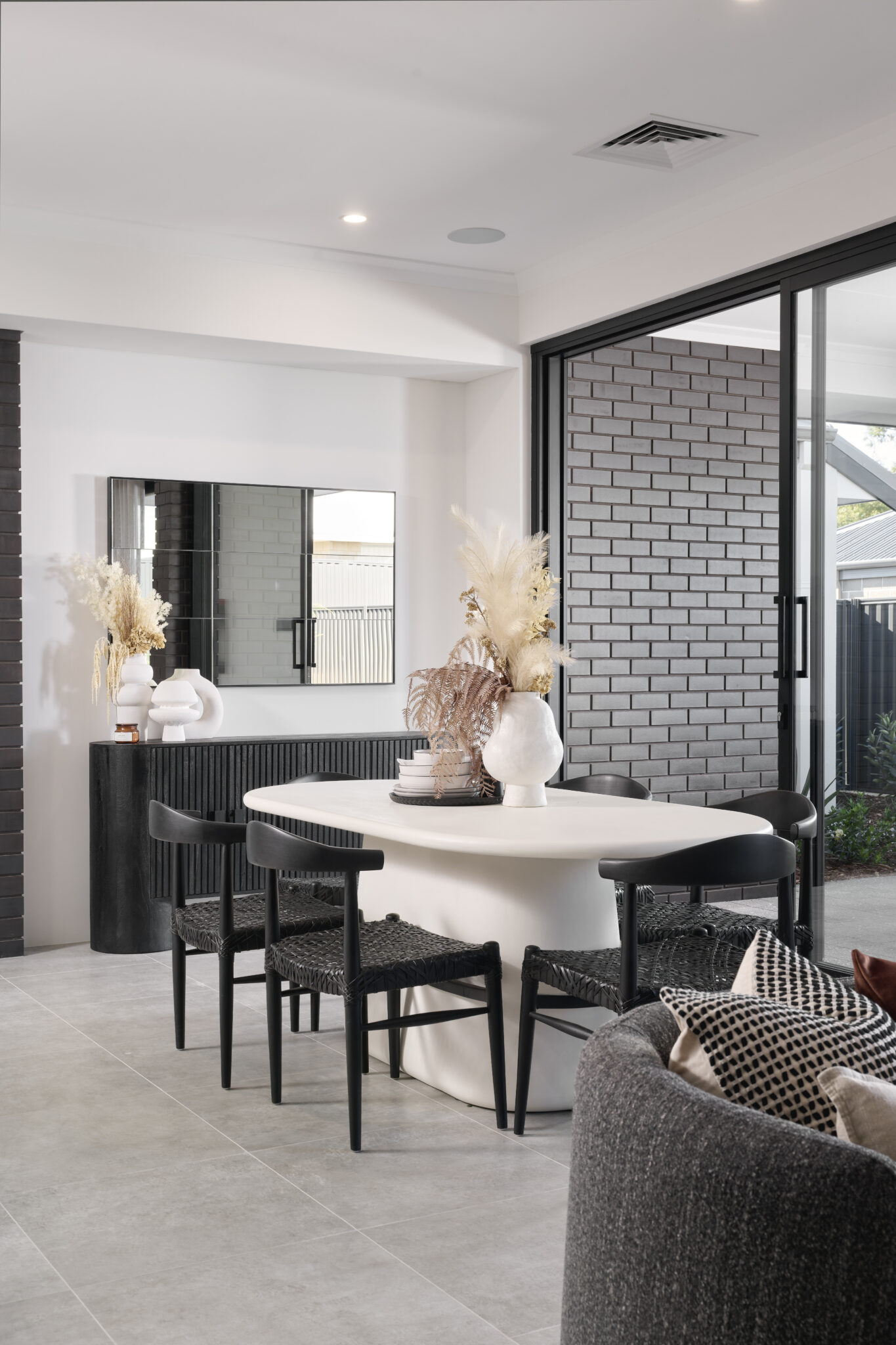 1484 Ocean Parade, MADORA BAY