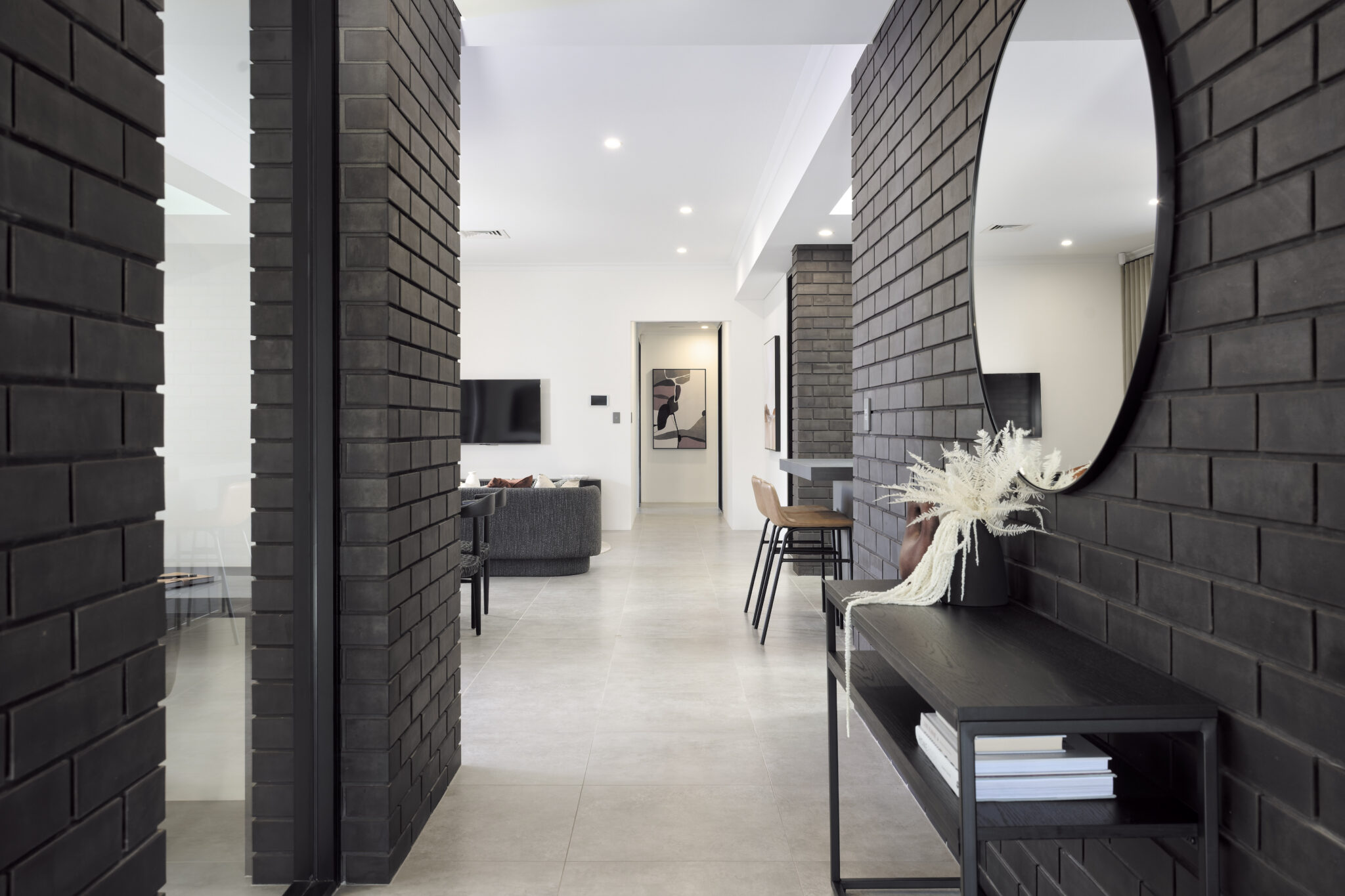 1484 Ocean Parade, MADORA BAY